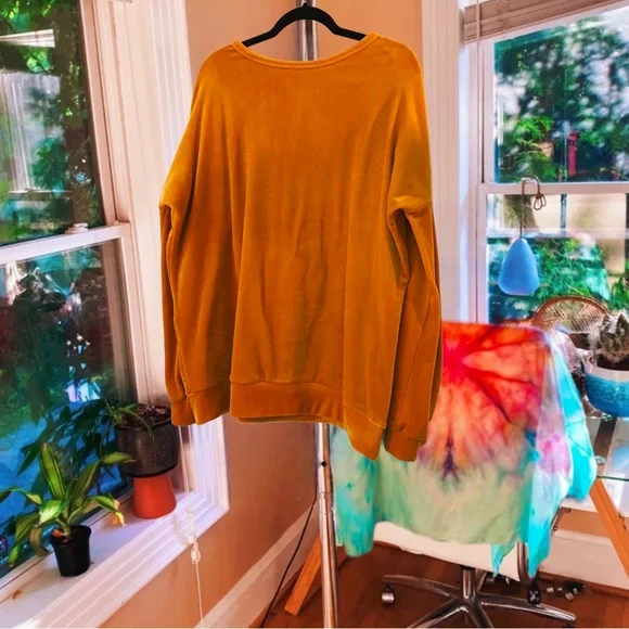 mustard orange velour velvety oversized pullover sweater ๐ฎ - Picture 8 of 8